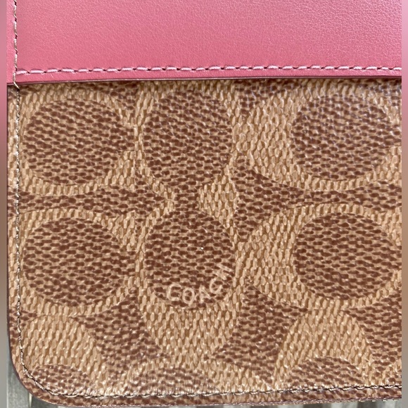 COACH Monogram V5 Tan True Pink and Brown Leather Wallet - Picture 6 of 7